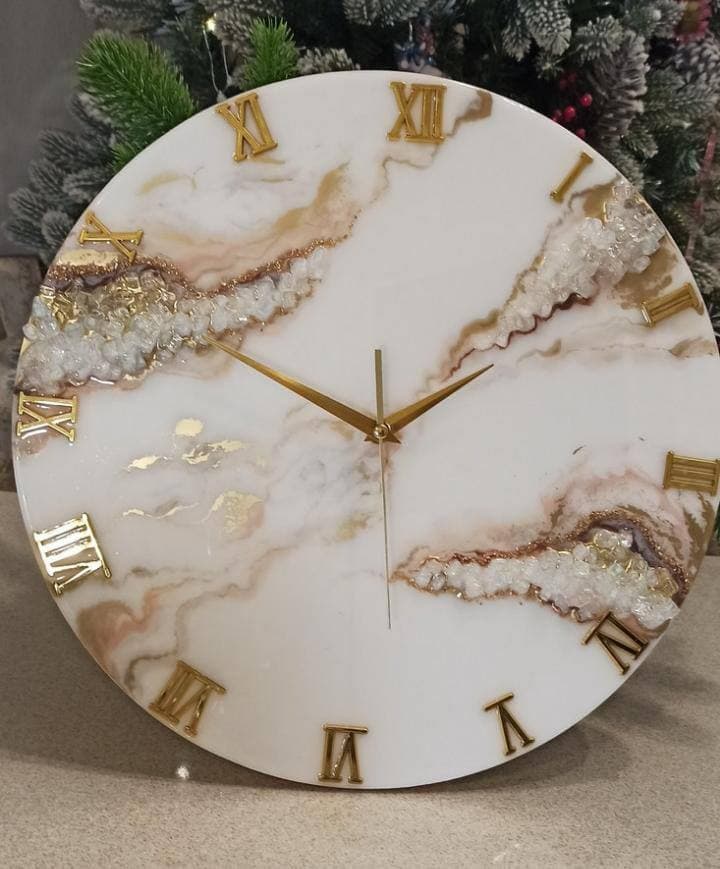 «Geode» ağ-qızılı divar saatı